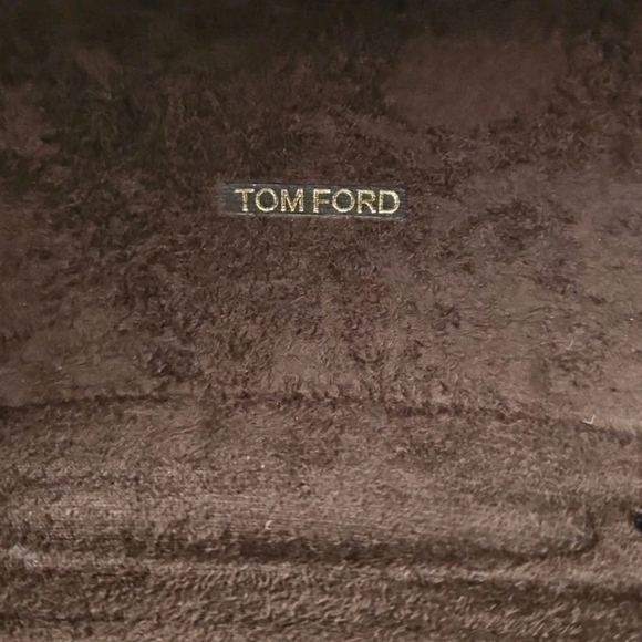 Tom Ford Hard Shell Brown Velvet Sunglass Case - Picture 5 of 8